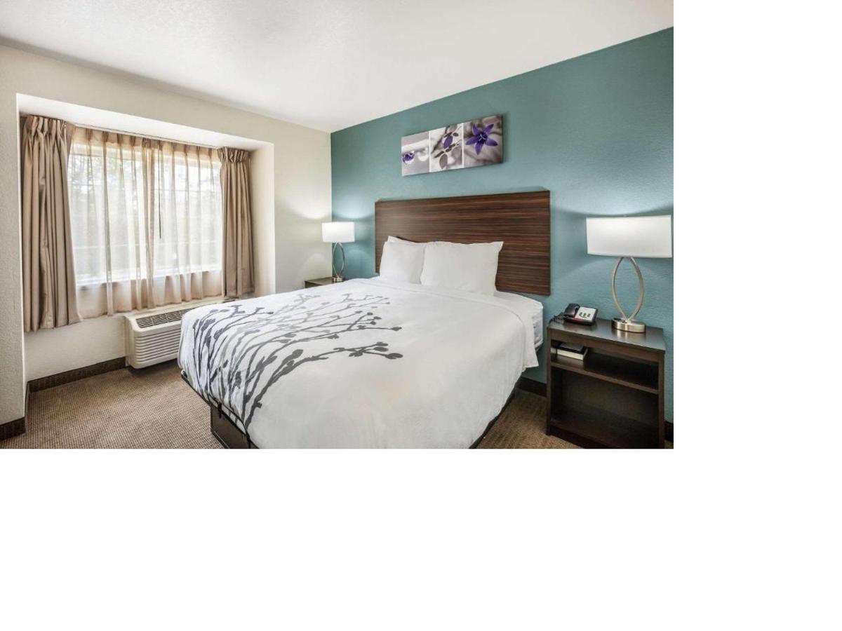 Sleep Inn & Suites Tallahassee - Capitol Exterior photo